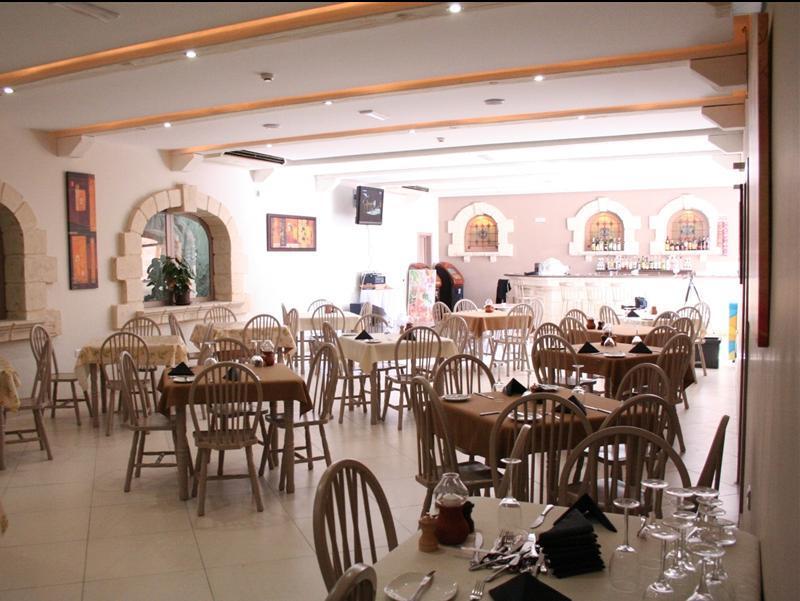 الشقق الفندقية كاورافي  White Dolphin Complex المظهر الخارجي الصورة