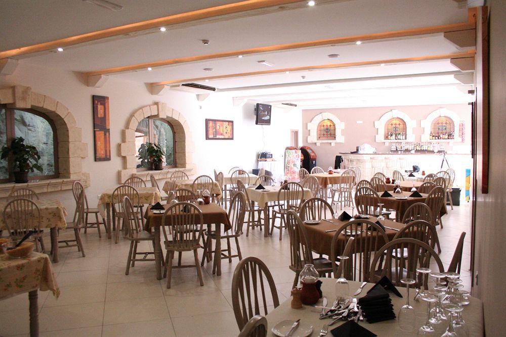 الشقق الفندقية كاورافي  White Dolphin Complex المظهر الخارجي الصورة